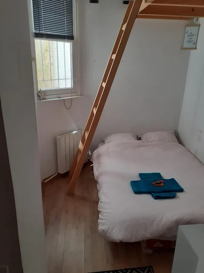 Cosy Studio In Montmartre Paris Apartment