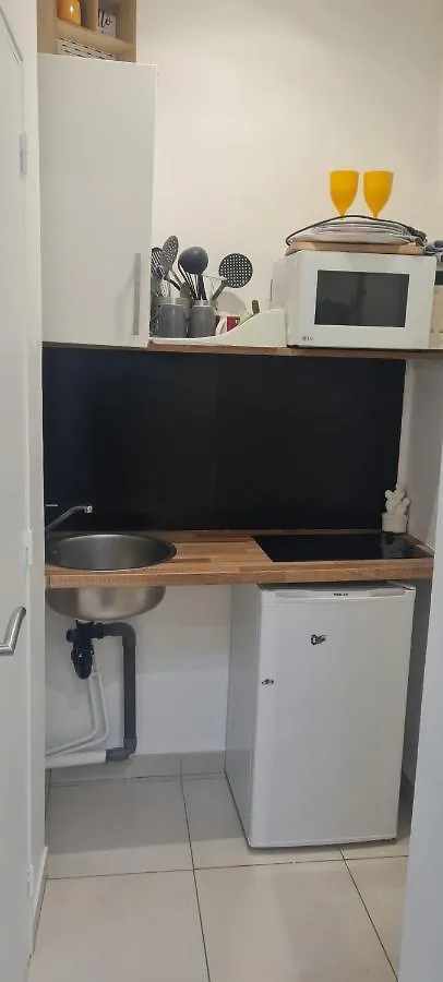 Apartment Cosy Studio In Montmartre Paris France